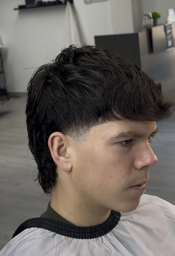 Mullet texturizado barbería Horta Sud
